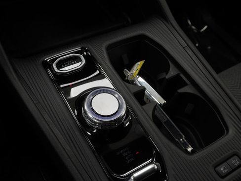 New 2026 Jeep Cherokee Laredo AWD/4WD image 24