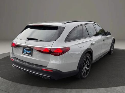 Used 2025 Mercedes-Benz E 450 4MATIC All-Terrain Wagon image 5
