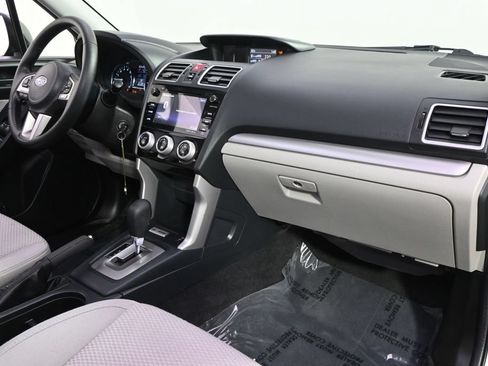 Used 2018 Subaru Forester 2.5i Premium AWD/4WD image 14