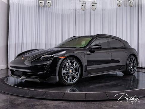 Used 2023 Porsche Taycan Cross Turismo AWD/4WD image 5