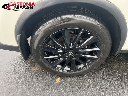 Used 2024 Nissan Murano SV w/ SV Midnight Edition Package image 22