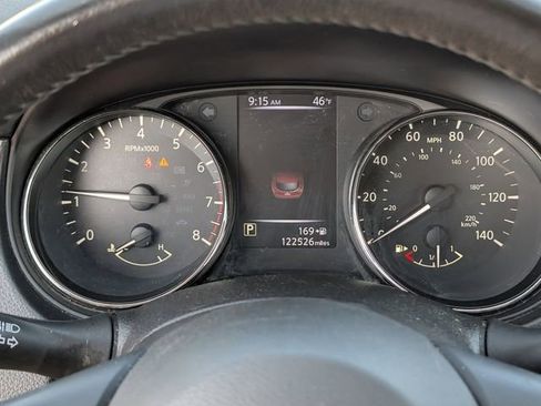 Used 2018 Nissan Rogue Sport SL image 22