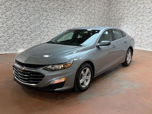 Used 2024 Chevrolet Malibu LS w/ LPO, Floor Liner Package image 3