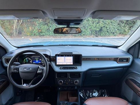 Used 2023 Ford Maverick Lariat image 28