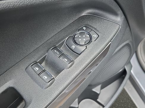 Used 2021 Ford EcoSport SE FWD image 28