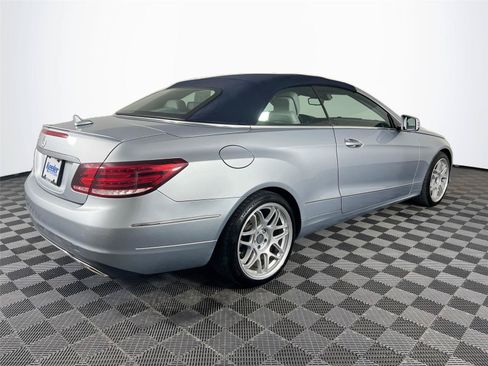 Used 2017 Mercedes-Benz E 400 Cabriolet image 6