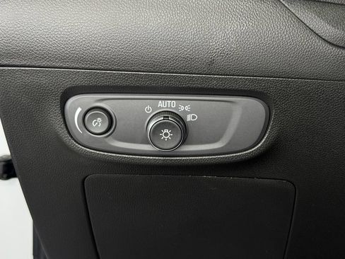 Used 2024 Buick Encore GX Preferred FWD image 18
