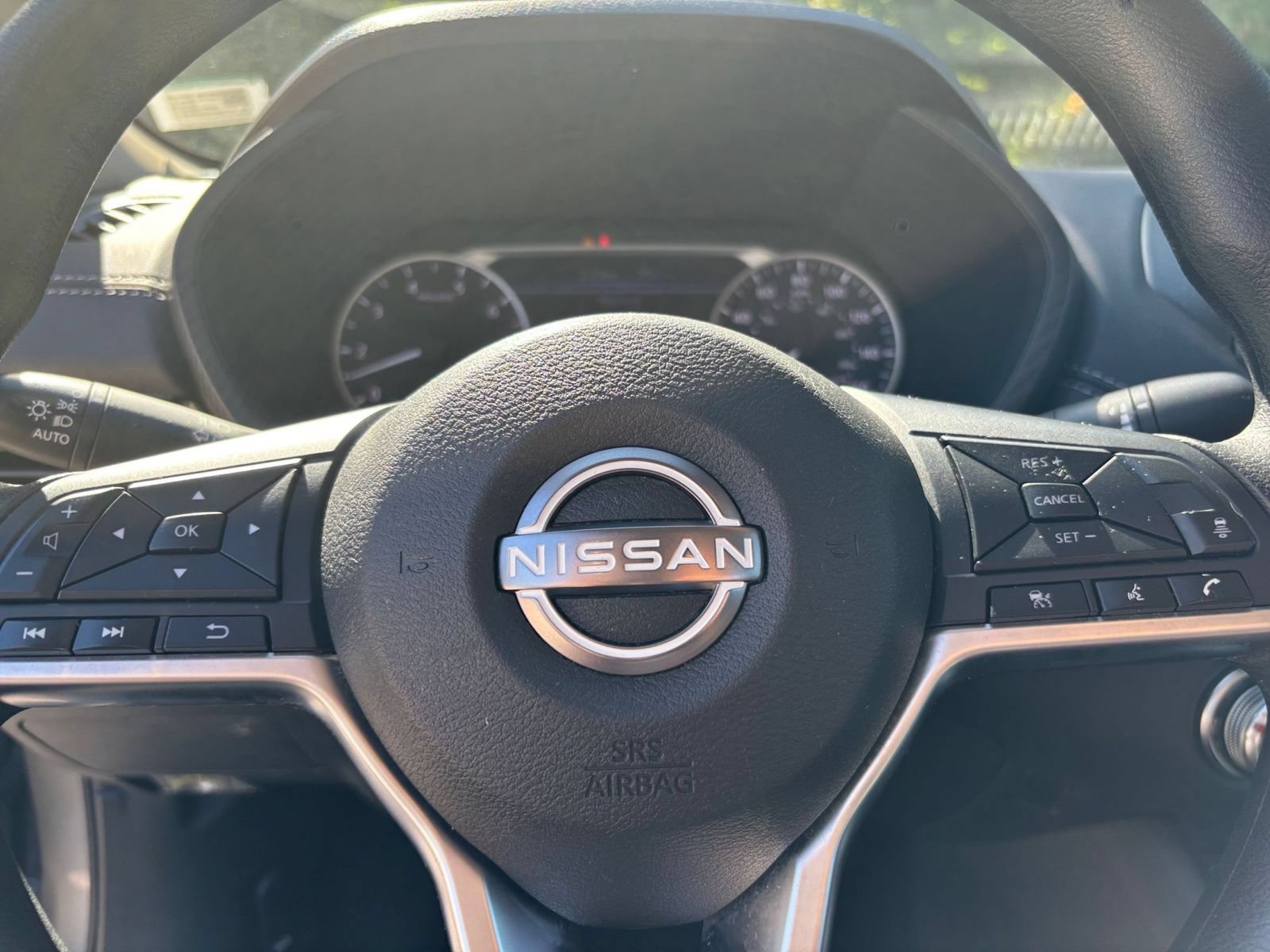Used 2025 Nissan Sentra SV FWD image 25