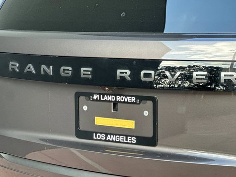 New 2026 Land Rover Range Rover SE image 14