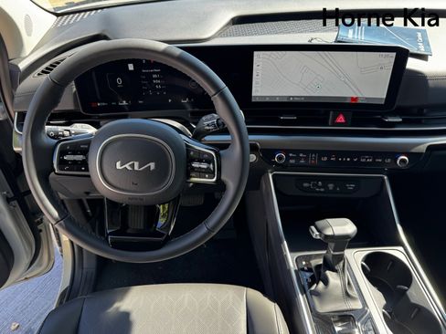 New 2026 Kia Carnival SX w/ SX Dark Edition Package image 13