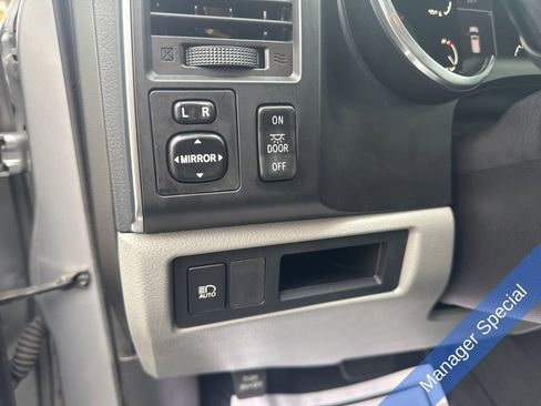 Used 2019 Toyota Sequoia SR5 image 26