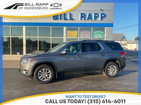 Used 2021 Chevrolet Traverse LT w/ LPO, Floor Liner Package AWD/4WD image 1