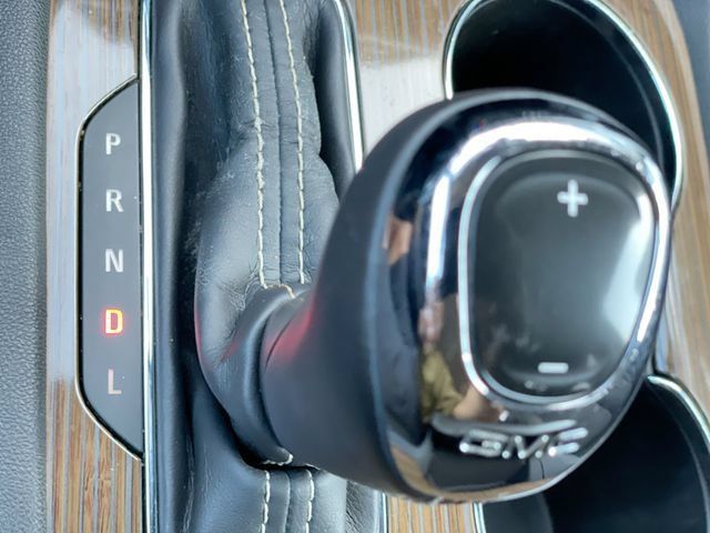 Used 2019 GMC Acadia SLE FWD image 24