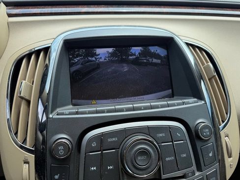 Used 2013 Buick LaCrosse Leather FWD image 10