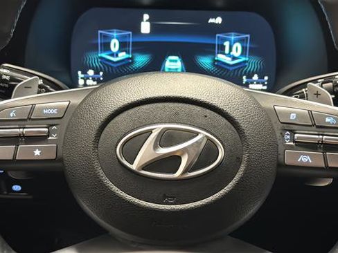 Used 2024 Hyundai Palisade Calligraphy image 17