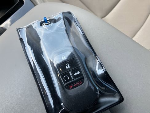 Certified 2025 Honda Accord EX-L image 39