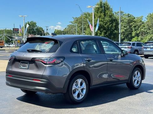 Used 2024 Honda HR-V LX image 3