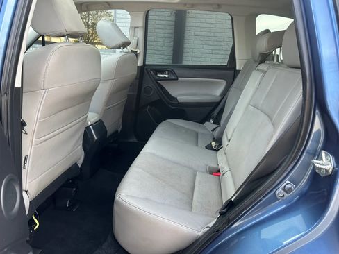 Used 2016 Subaru Forester 2.5i Touring w/ Eyesight & Navigation System image 18