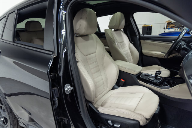 Certified 2023 BMW X4 xDrive30i w/ M Sport Package AWD/4WD image 24