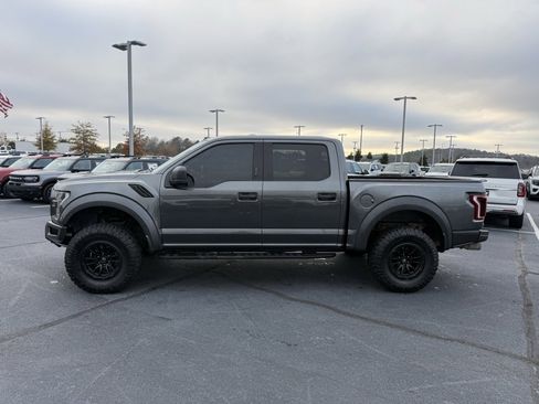 Certified 2019 Ford F150 Raptor w/ Equipment Group 801A Mid image 4
