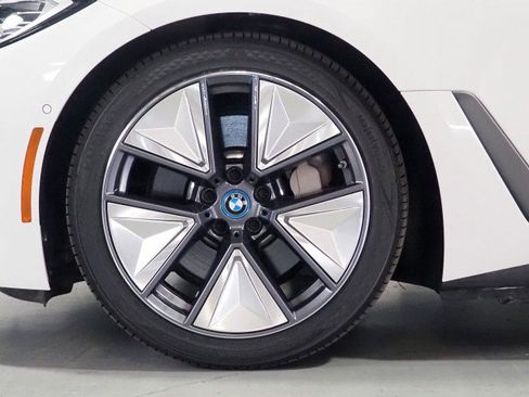 Used 2023 BMW i4 eDrive40 RWD image 55
