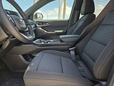 New 2026 Chevrolet Equinox LT w/ Safety and Technology Package FWD image 14