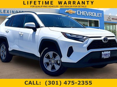 Used 2023 Toyota RAV4 XLE AWD/4WD image 1