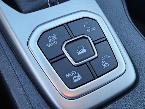 New 2026 Nissan Frontier SV w/ SV Convenience Package image 14