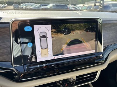 Used 2025 Volkswagen Atlas SEL AWD/4WD image 31