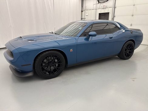 Used 2023 Dodge Challenger R/T Scat Pack w/ Plus Package RWD image 3