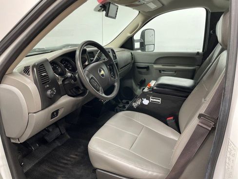 Used 2014 Chevrolet Silverado 3500 W/T image 26
