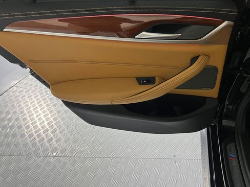 Used 2020 BMW M550i xDrive w/ Executive Package image 32