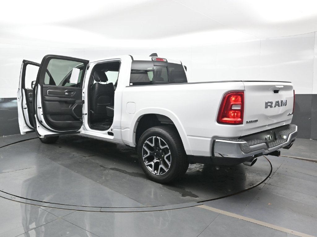 Used 2026 RAM 1500 Laramie AWD/4WD image 47