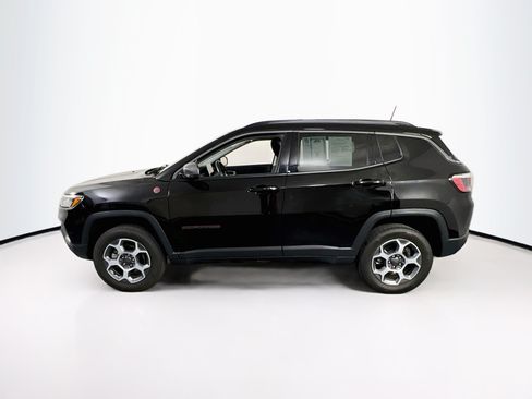 Used 2022 Jeep Compass Trailhawk w/ Trailhawk Convenience Group AWD/4WD image 8