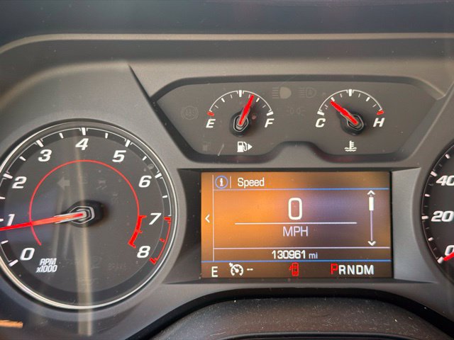 Used 2020 Chevrolet Camaro LT w/ RS Package RWD image 9
