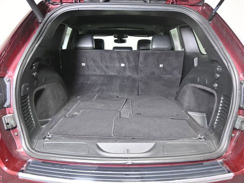 Used 2020 Jeep Grand Cherokee Limited w/ Trailer Tow Group IV image 16