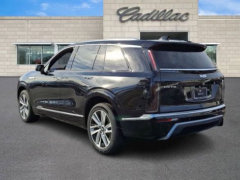 New 2026 Cadillac Vistiq Luxury image 4