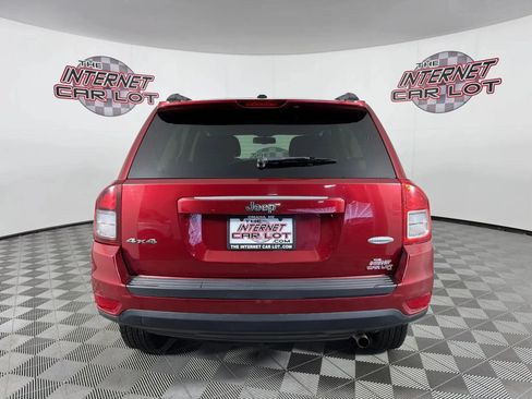 Used 2017 Jeep Compass Latitude AWD/4WD image 6