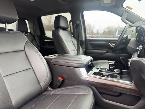 Used 2023 GMC Sierra 1500 SLT w/ SLT Premium Package image 11