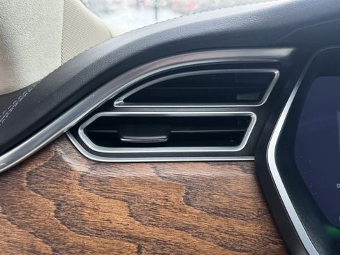 Used 2017 Tesla Model S 100D image 31