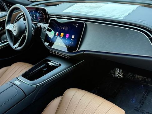 New 2026 Mercedes-Benz E 450 4MATIC Sedan image 23