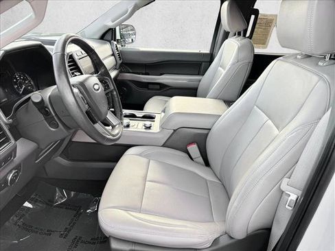 Used 2021 Ford Expedition XLT AWD/4WD image 10