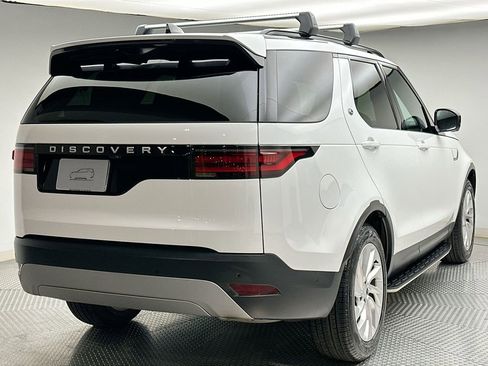 Certified 2025 Land Rover Discovery S AWD/4WD image 13