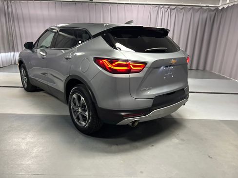 Used 2025 Chevrolet Blazer LT FWD image 5