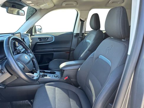 Used 2022 Ford Bronco Sport Badlands image 9
