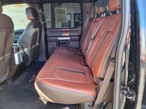 Used 2018 Ford F150 King Ranch image 23