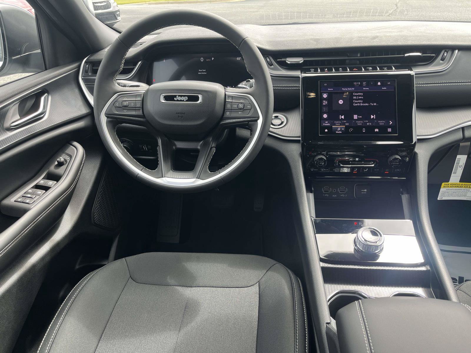 New 2026 Jeep Grand Cherokee Laredo AWD/4WD image 5