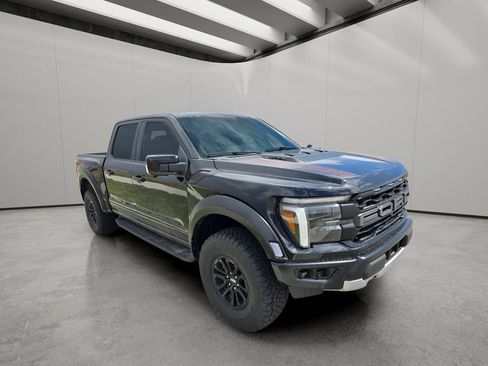 Used 2025 Ford F150 Raptor AWD/4WD image 7