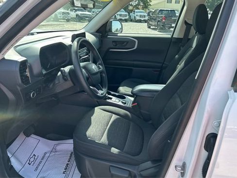 Used 2023 Ford Bronco Sport AWD/4WD image 9