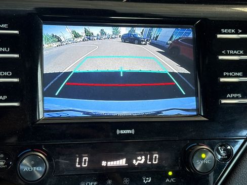 Used 2020 Toyota Camry LE w/ Preferred Accessory Package FWD image 20